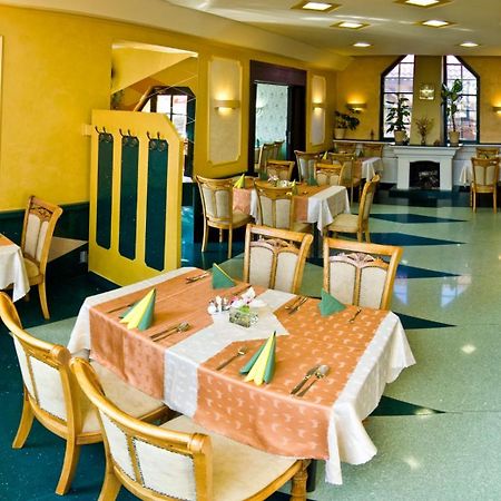 Hotel Relax U Drsu Tábor Esterno foto